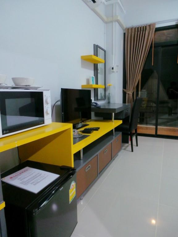 The Icon Service Apartment Si Maha Phot Exterior foto