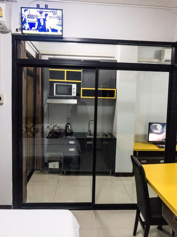 The Icon Service Apartment Si Maha Phot Exterior foto