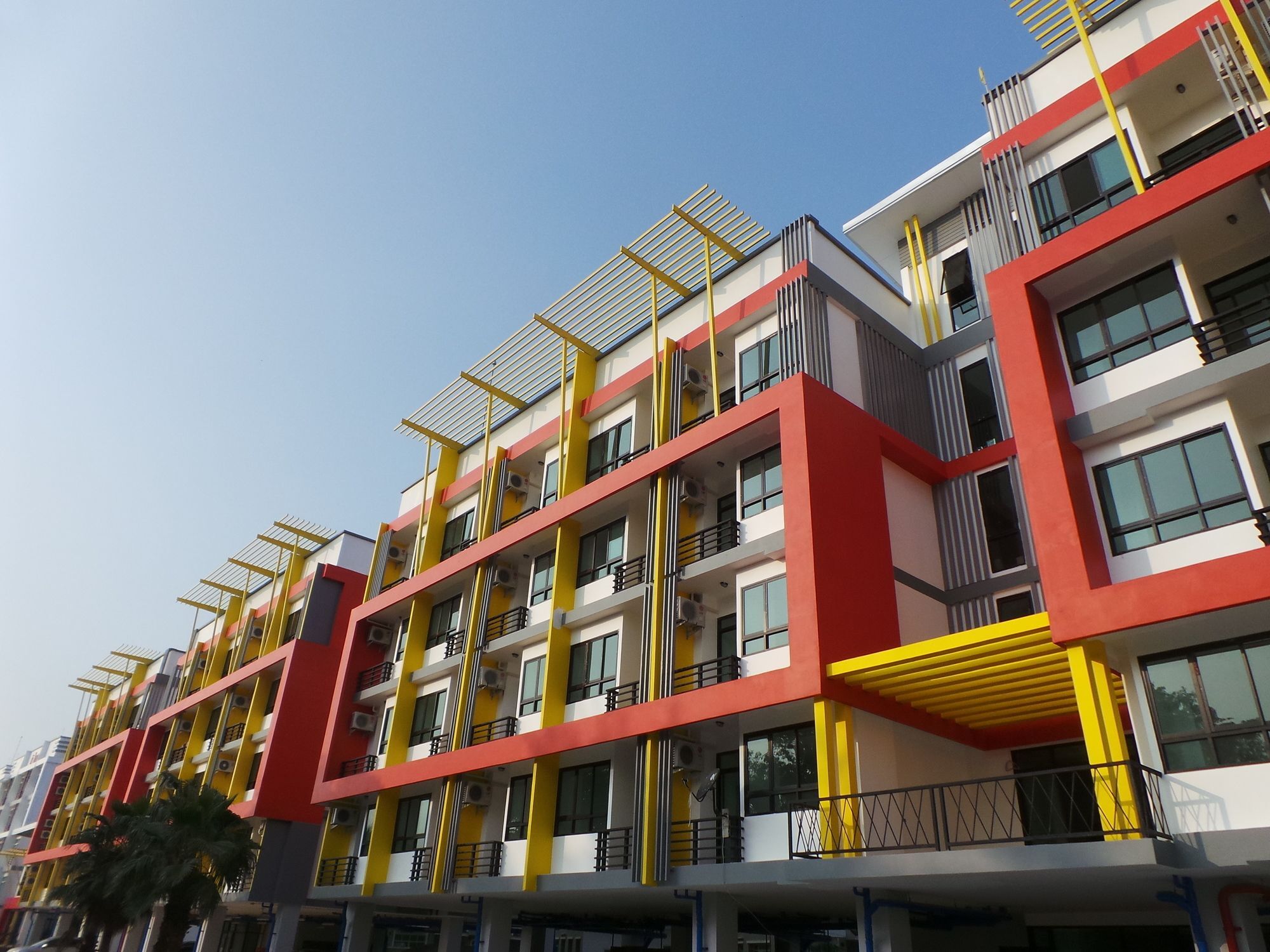 The Icon Service Apartment Si Maha Phot Exterior foto